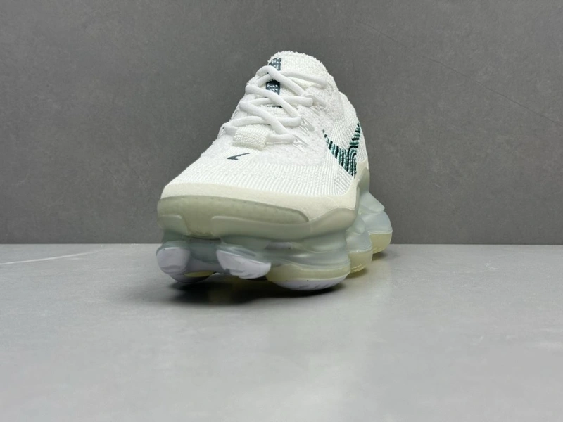EyeCatching Nxkx Sneakers 199312