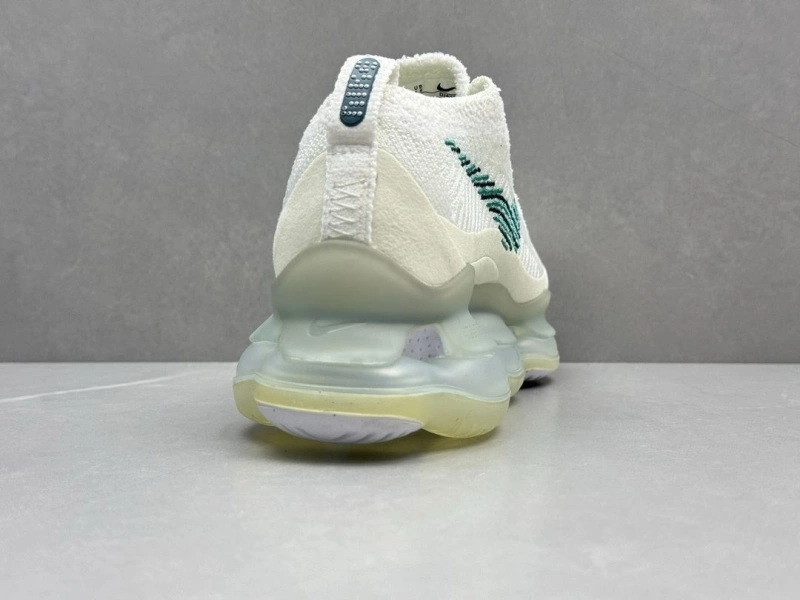 EyeCatching Nxkx Sneakers 199312