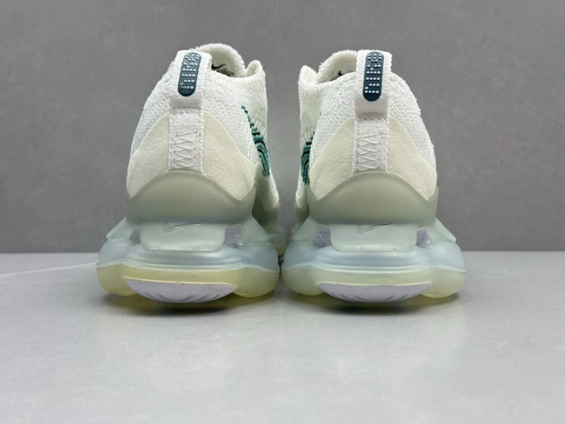 EyeCatching Nxkx Sneakers 199312