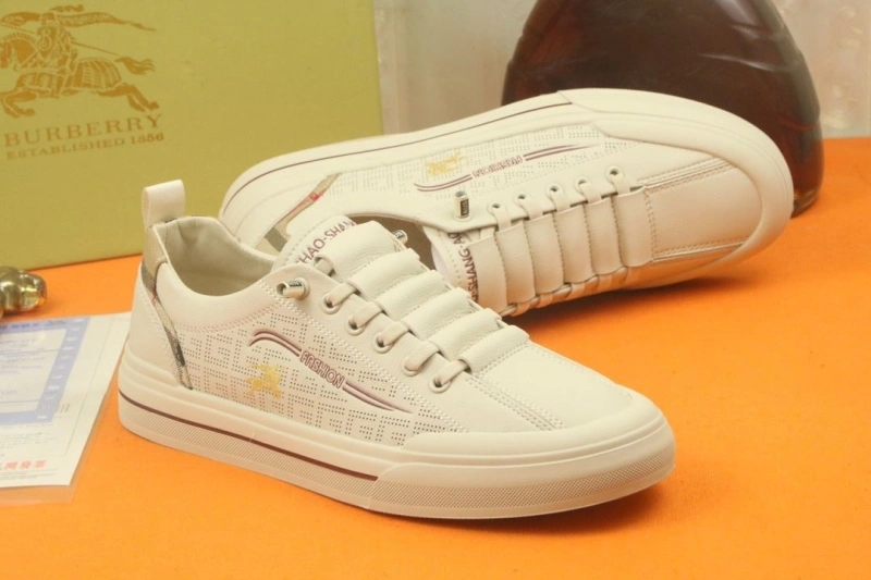 Compact Bxrbxrry Sneakers 115313