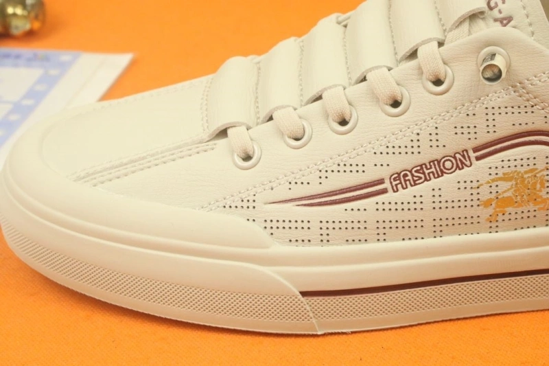 Compact Bxrbxrry Sneakers 115313