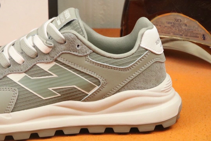 Gxccx Sneakers EyeCatching 163894