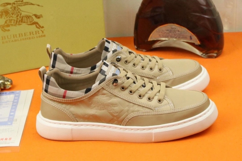 ModernLook Bxrbxrry Sneakers 115312
