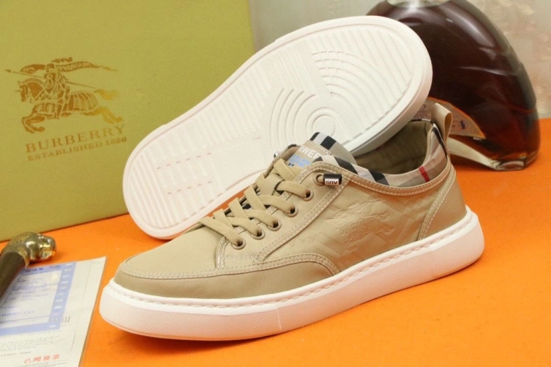 ModernLook Bxrbxrry Sneakers 115312