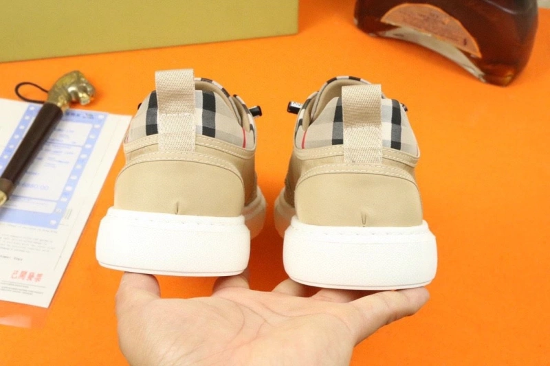 ModernLook Bxrbxrry Sneakers 115312