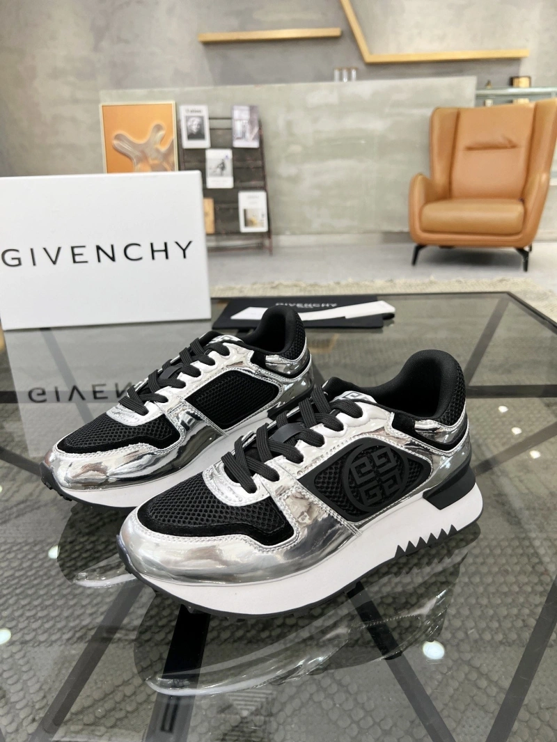 Gxvxnchy Sneakers EyeCatching 153969