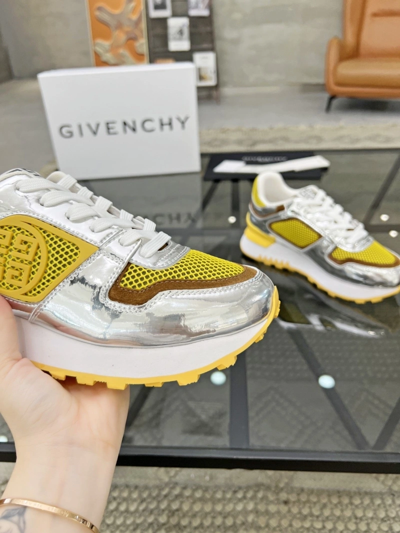 NewStyle Gxvxnchy Sneakers 153968
