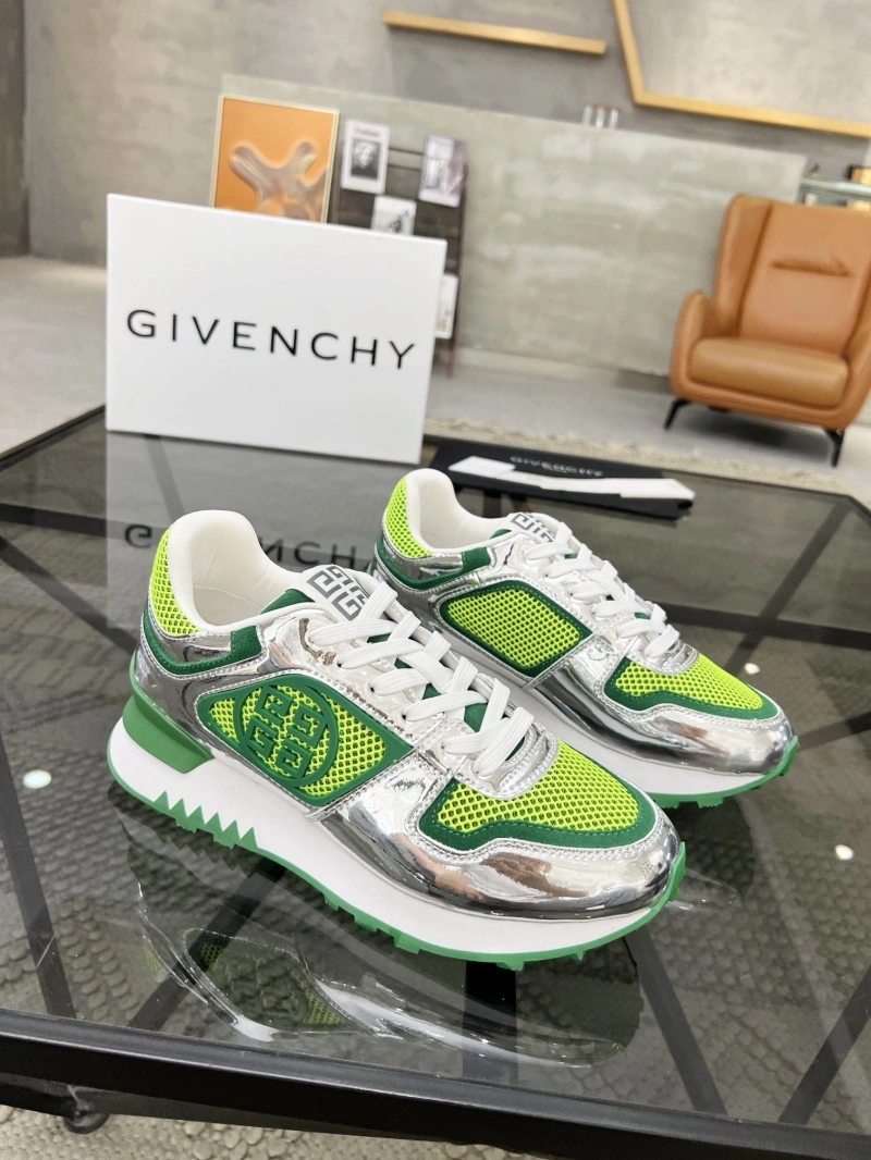 DailyWear Gxvxnchy Sneakers 153966
