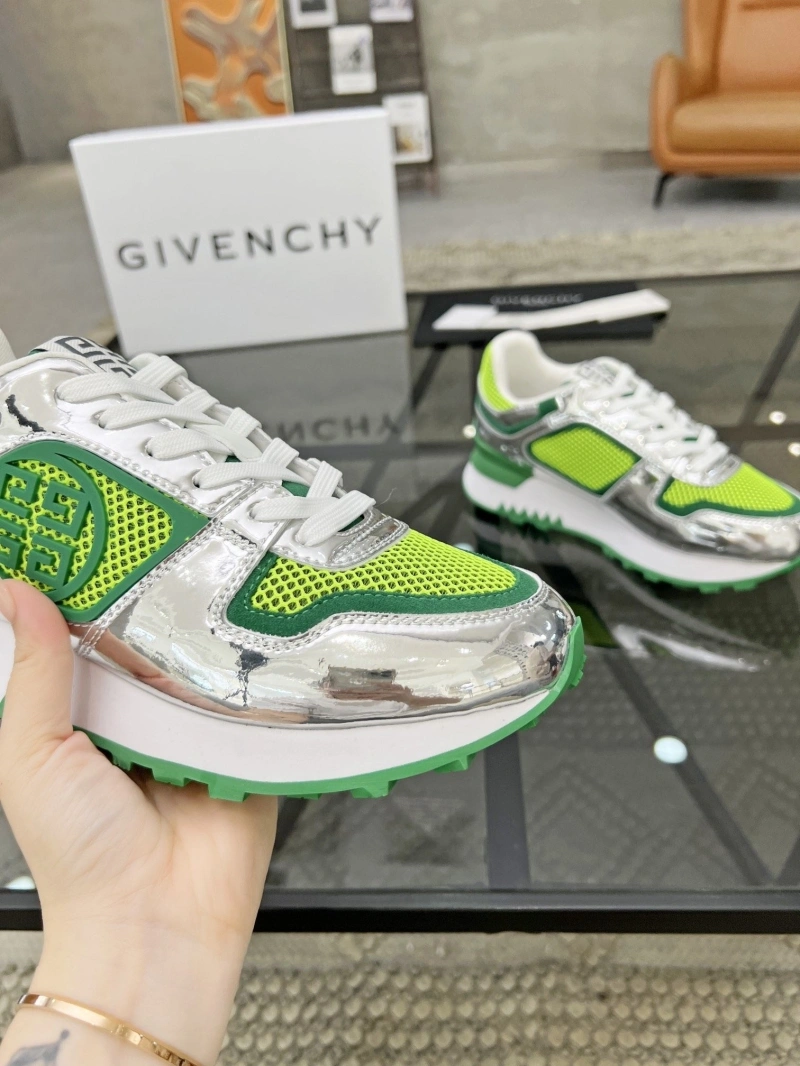 DailyWear Gxvxnchy Sneakers 153966