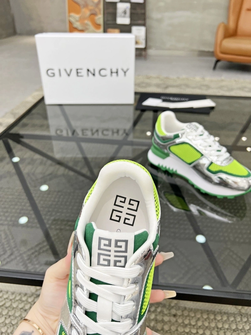 DailyWear Gxvxnchy Sneakers 153966