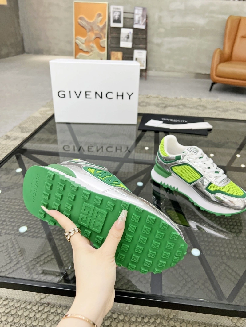 DailyWear Gxvxnchy Sneakers 153966