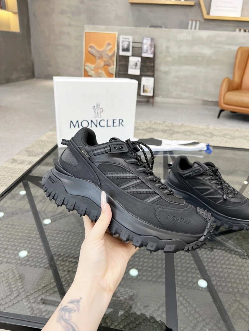 Bold Mxnclxr Sneakers 197619