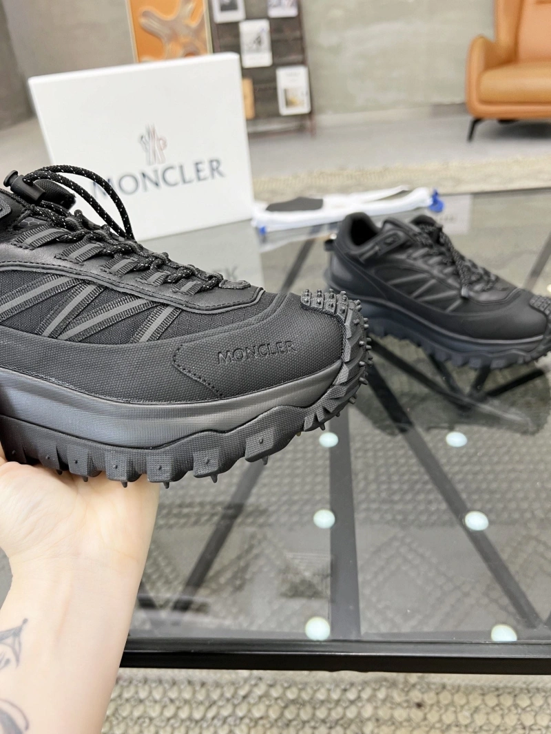 Bold Mxnclxr Sneakers 197619