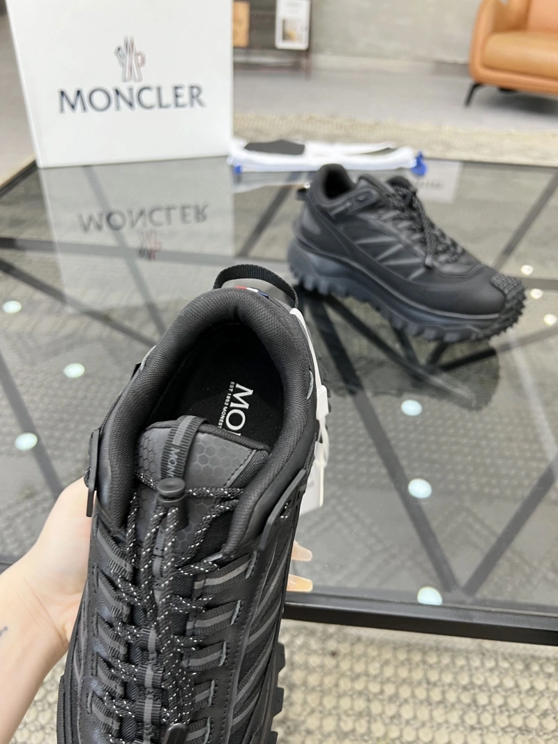 Bold Mxnclxr Sneakers 197619