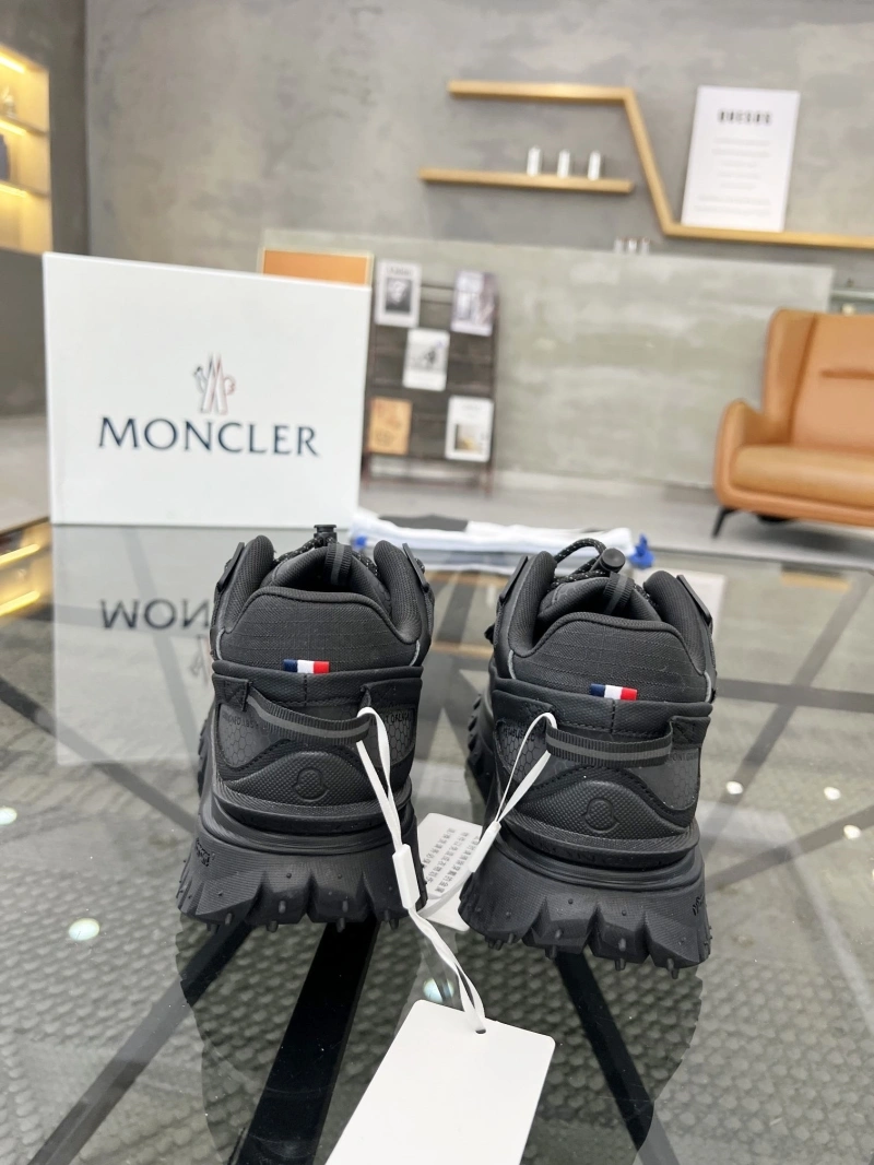 Bold Mxnclxr Sneakers 197619