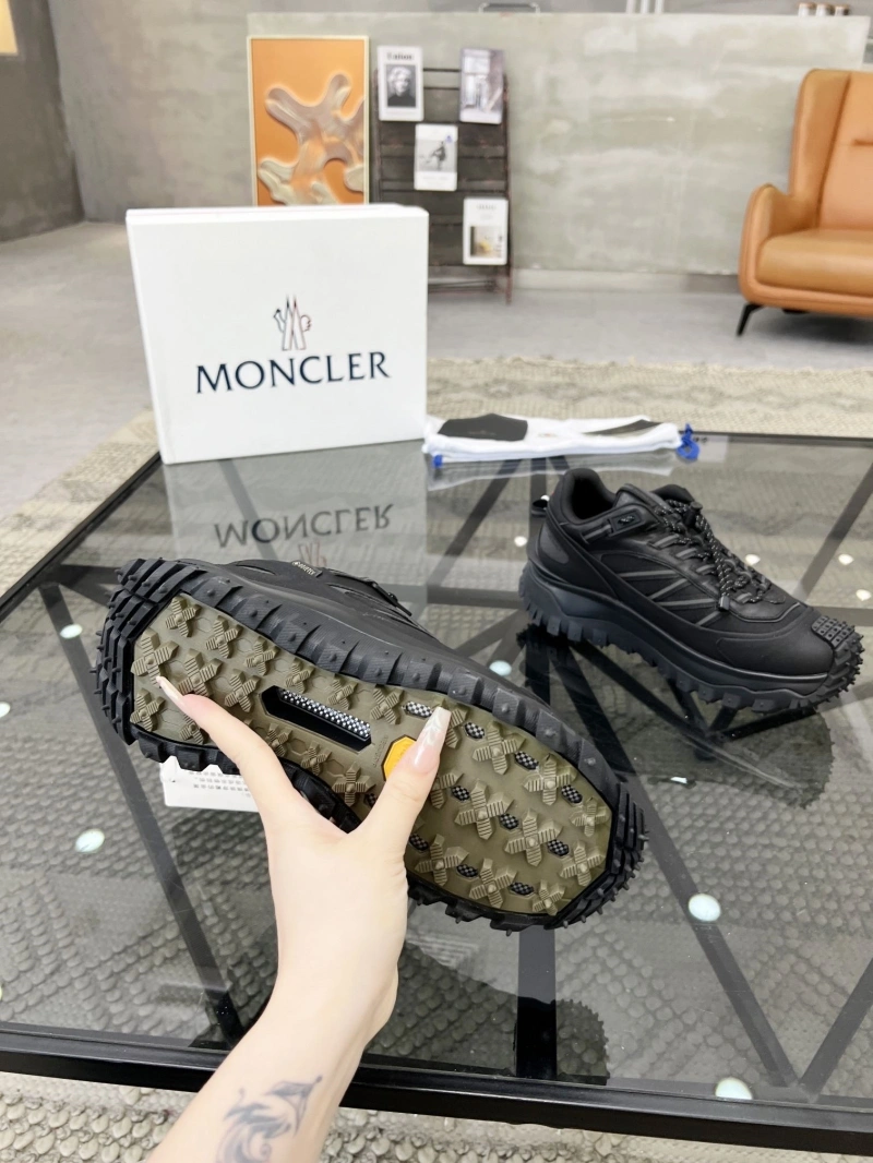 Bold Mxnclxr Sneakers 197619