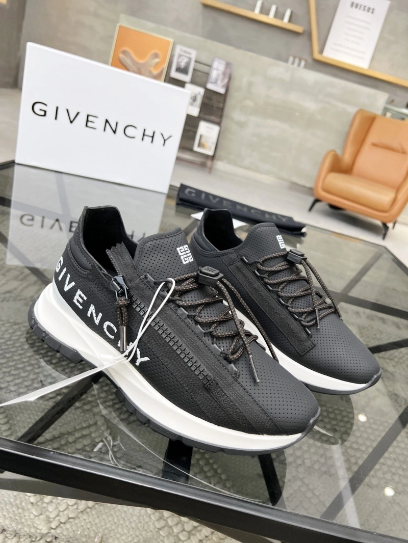 Gxvxnchy Sneakers Bold 153964