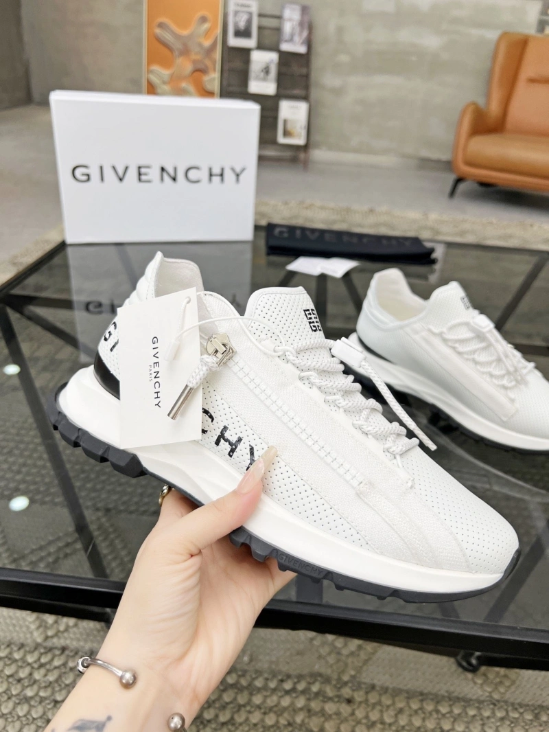 Gxvxnchy Sneakers Soft 153953