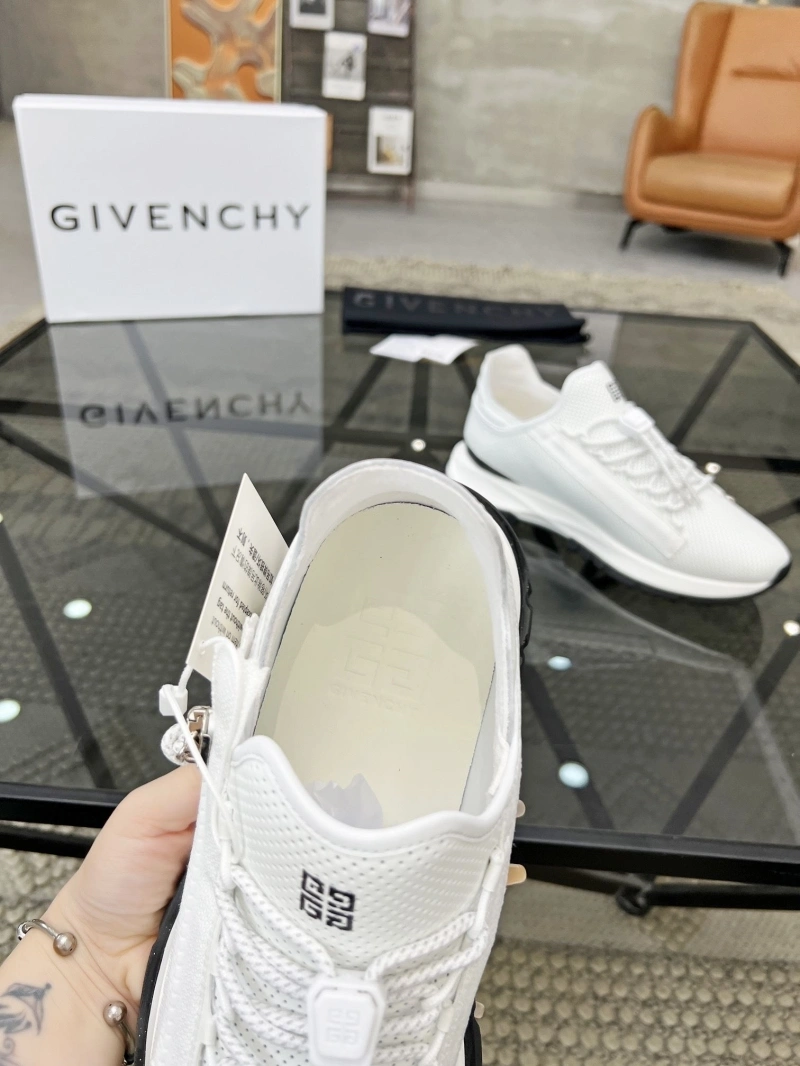 Gxvxnchy Sneakers Soft 153953