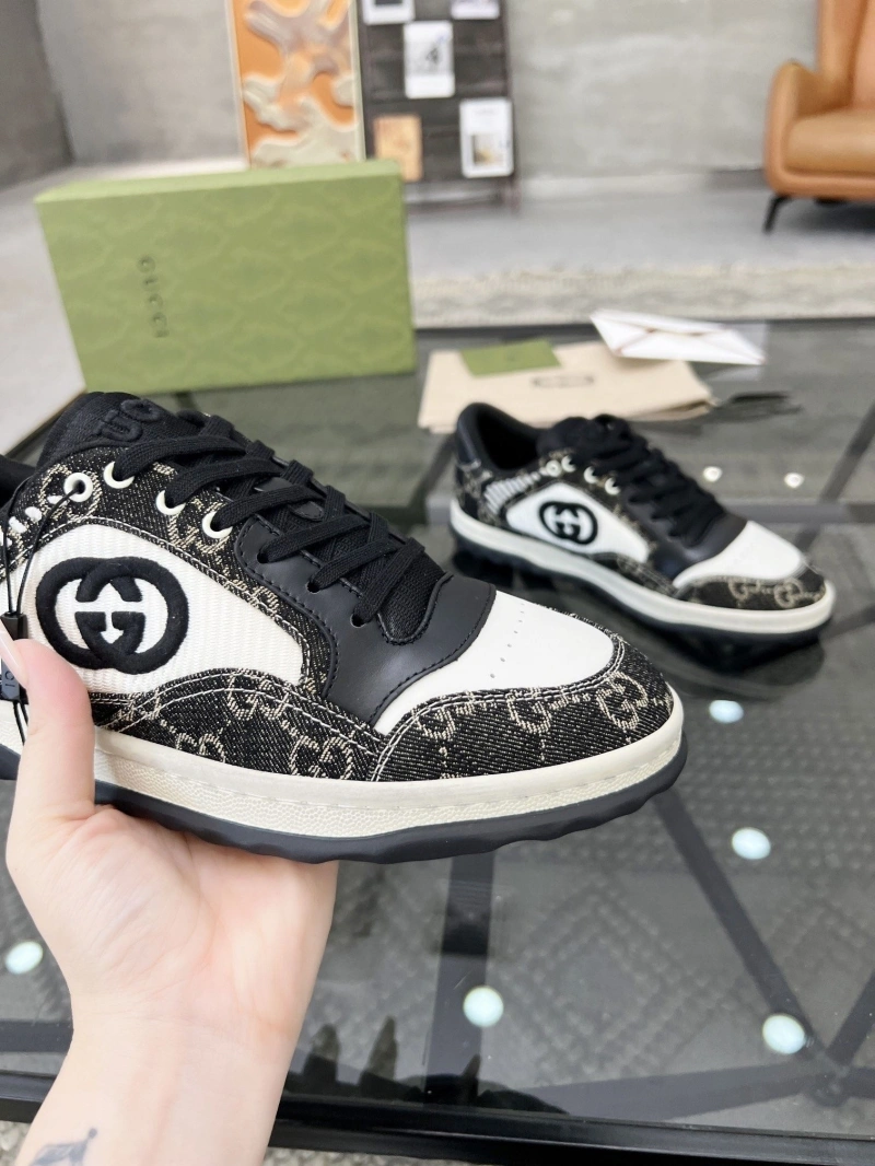 Vibrant Gxccx Sneakers 163896
