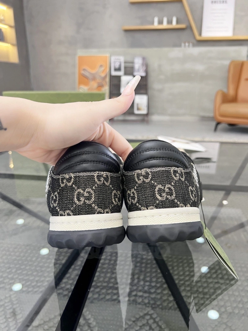 Vibrant Gxccx Sneakers 163896