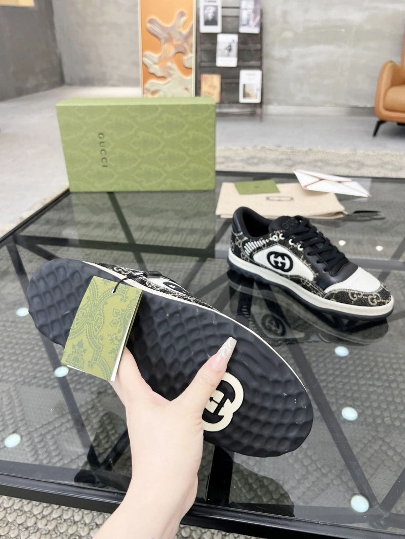 Vibrant Gxccx Sneakers 163896