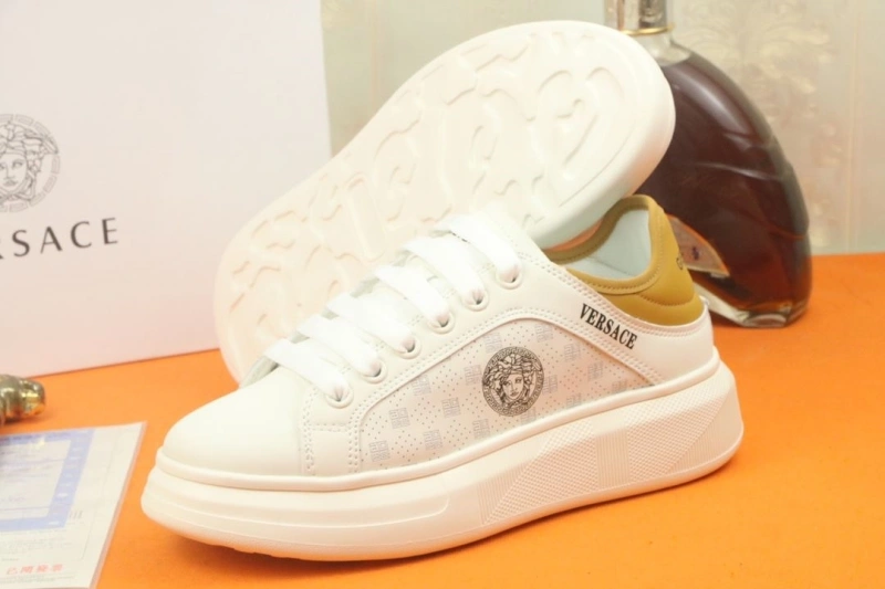 Gxvxnchy Sneakers Stylish 153950