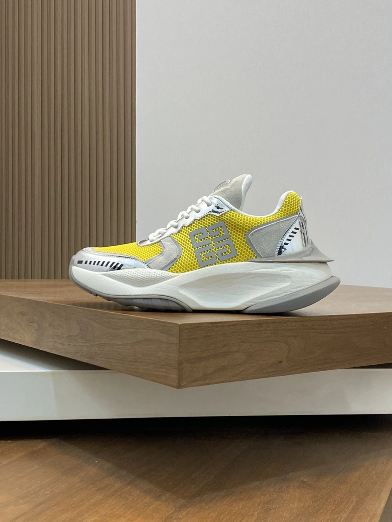 Gxvxnchy Sneakers Resilient 153958
