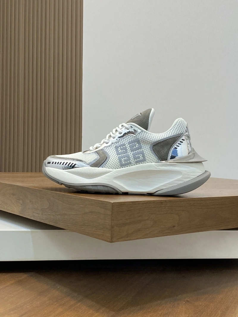 Gxvxnchy Sneakers Unique 153960