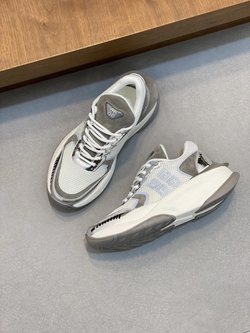 Gxvxnchy Sneakers Unique 153960