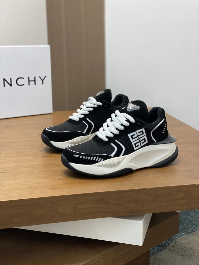 Gxvxnchy Sneakers Trendy 153941