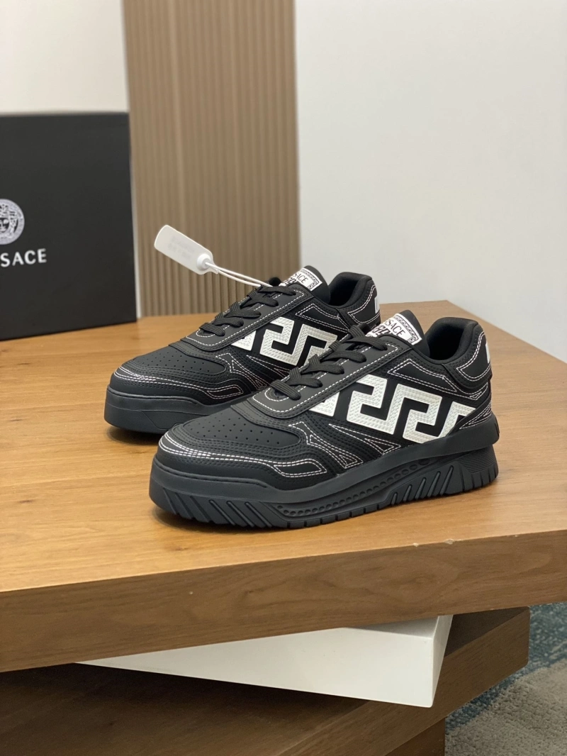 DailyWear Gxvxnchy Sneakers 153957
