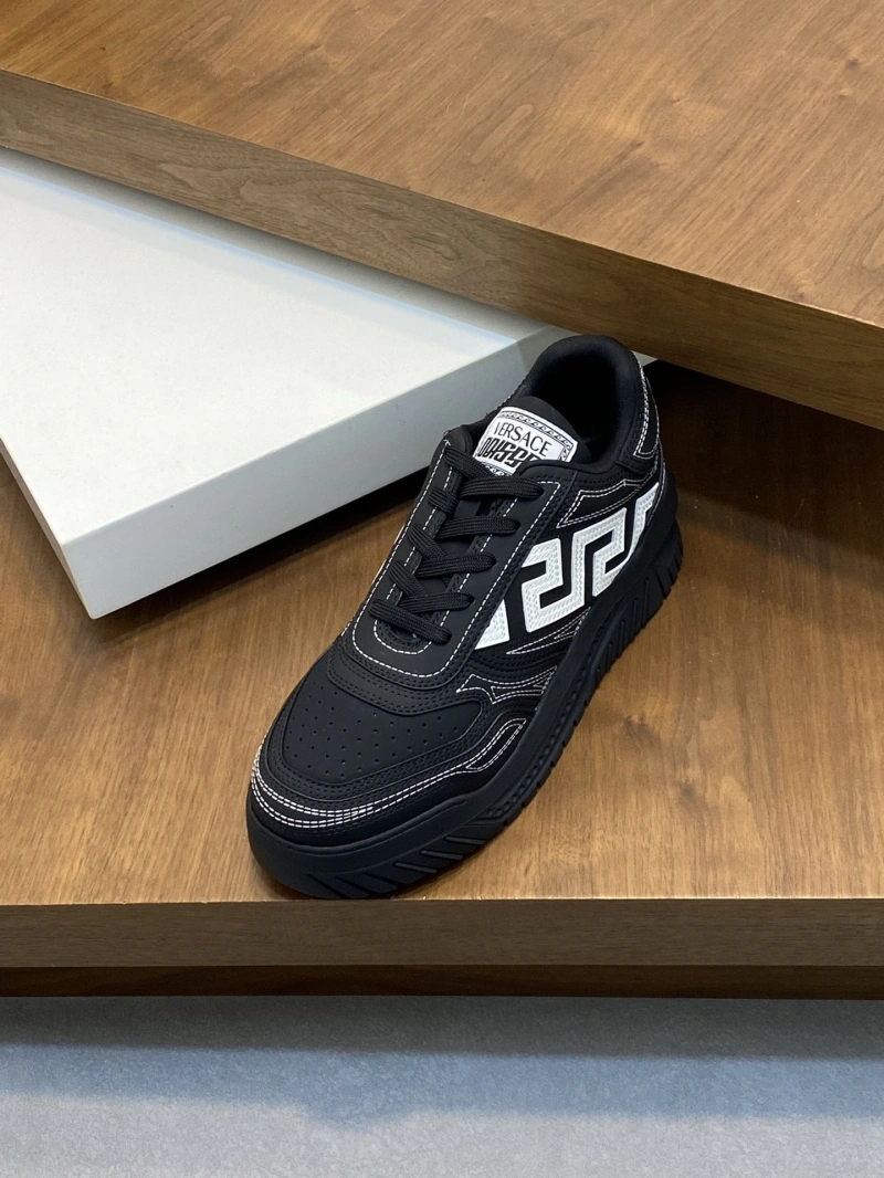 DailyWear Gxvxnchy Sneakers 153957