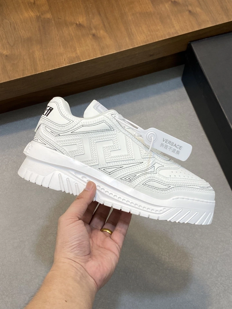 Gxvxnchy Sneakers Sophisticated 153951