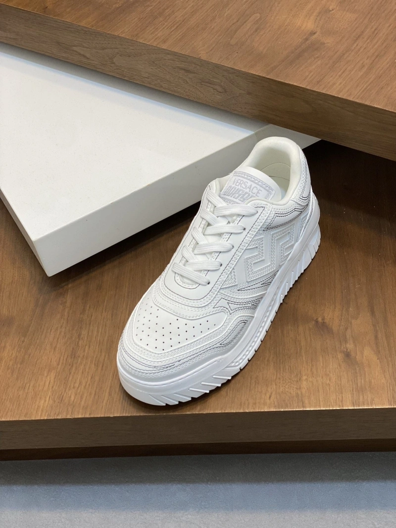 Gxvxnchy Sneakers Sophisticated 153951