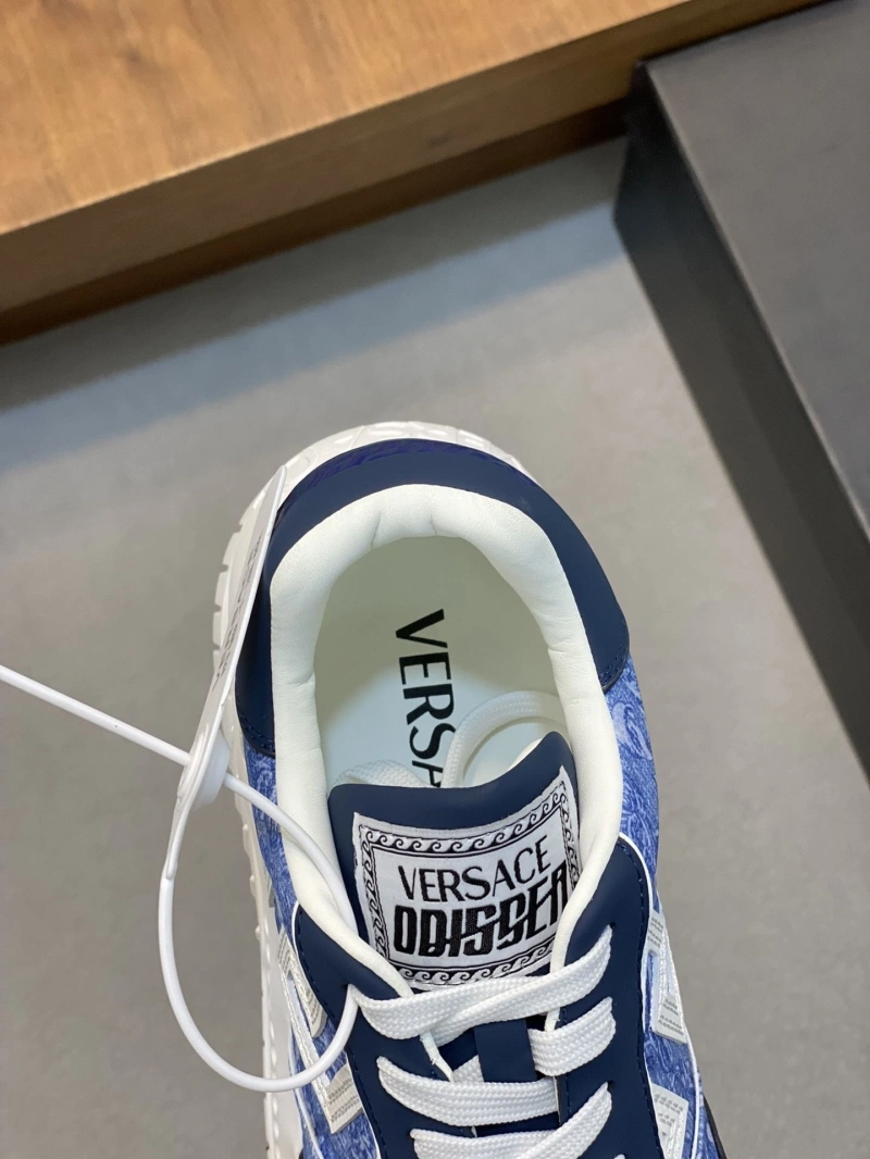 Gxvxnchy Sneakers Trendsetting 153955