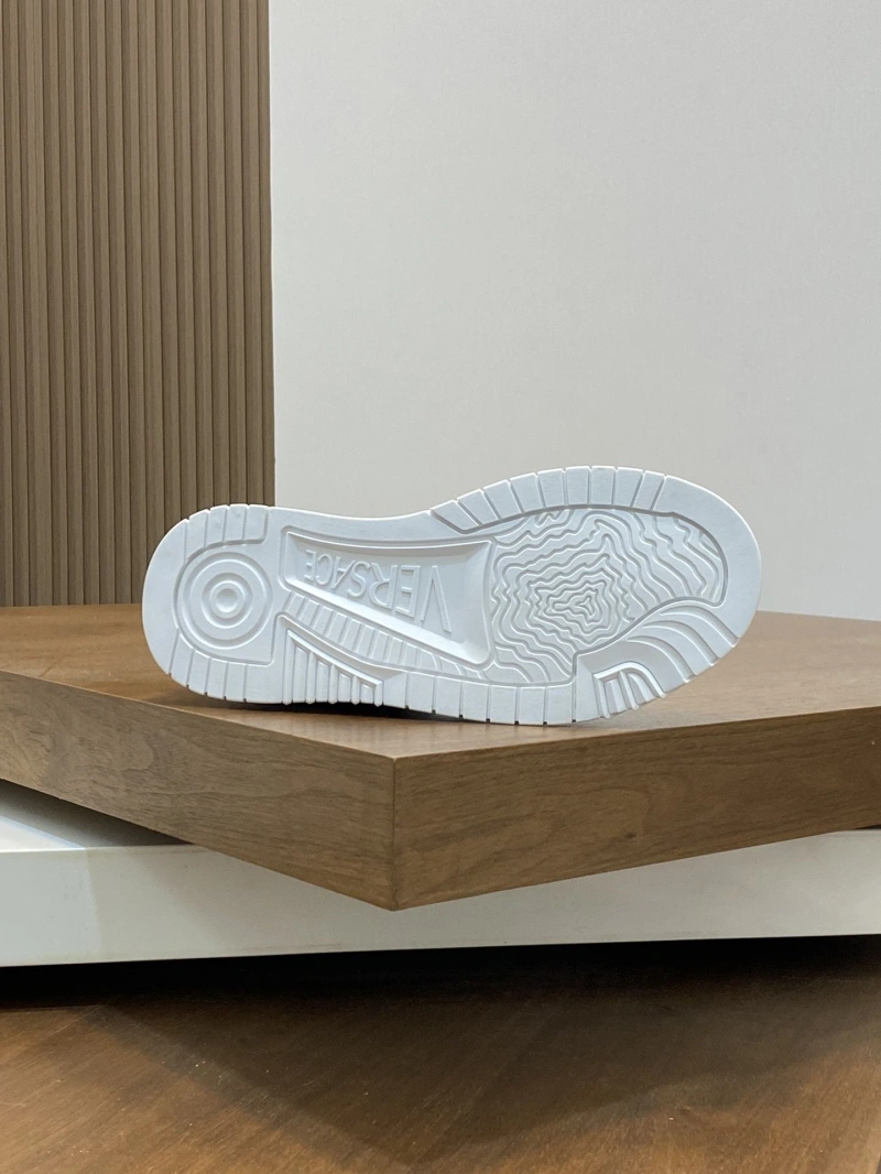 Gxvxnchy Sneakers Trendsetting 153955