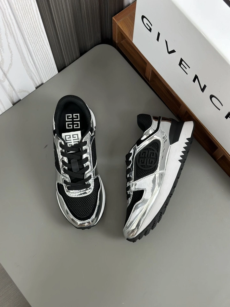 Timeless Gxvxnchy Sneakers 153948