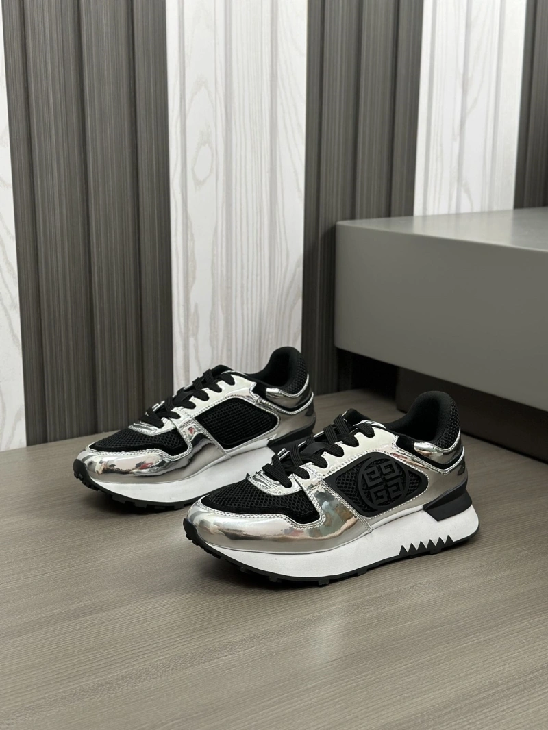 Timeless Gxvxnchy Sneakers 153948