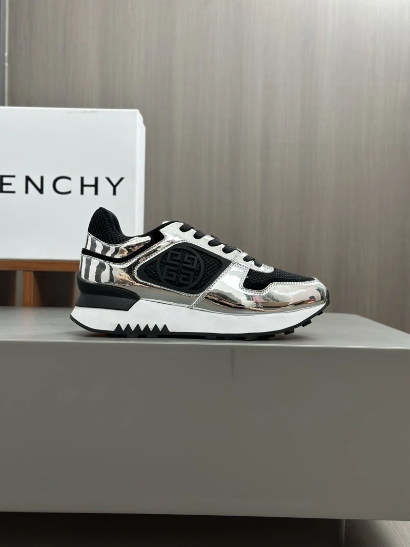 Timeless Gxvxnchy Sneakers 153948
