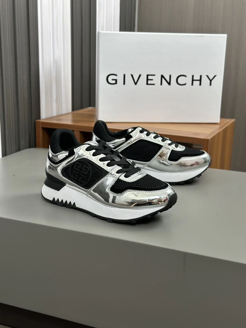 Timeless Gxvxnchy Sneakers 153948
