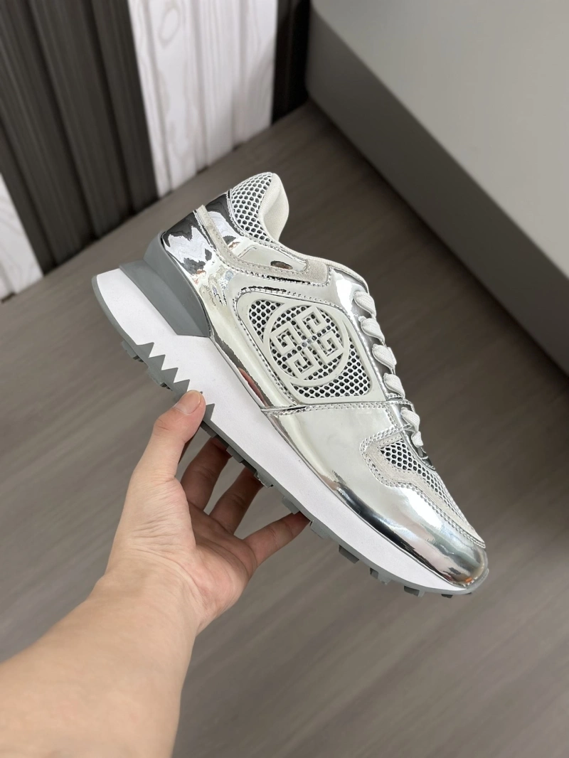 Gxvxnchy Sneakers NewStyle 153943