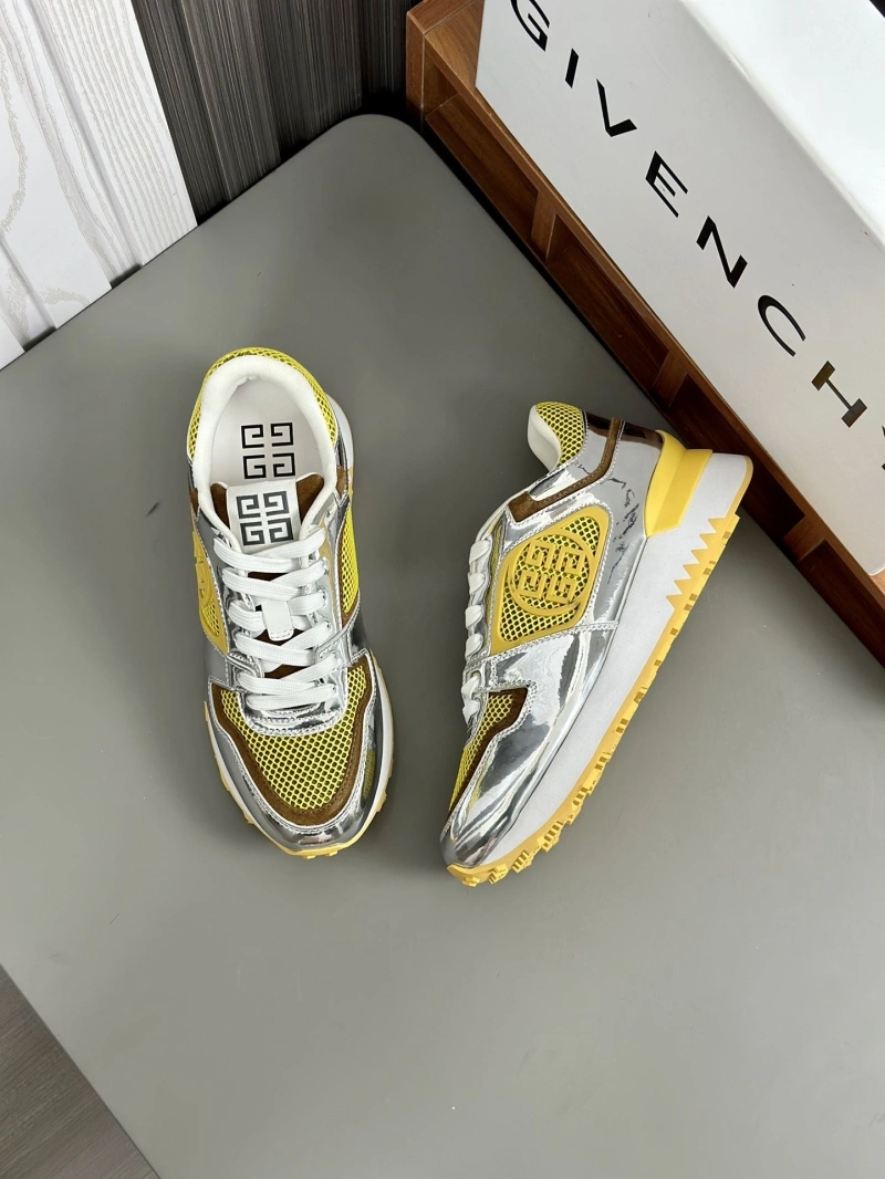 Gxvxnchy Sneakers HighQuality 153937