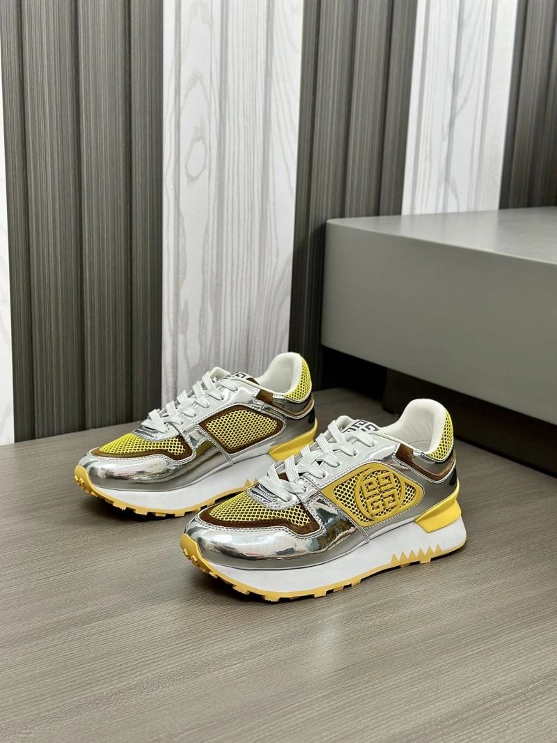 Gxvxnchy Sneakers HighQuality 153937