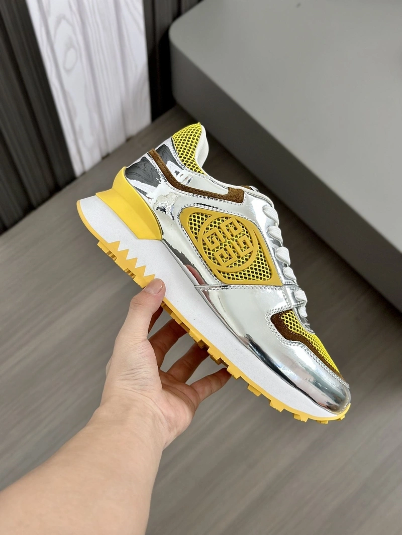 Gxvxnchy Sneakers HighQuality 153937
