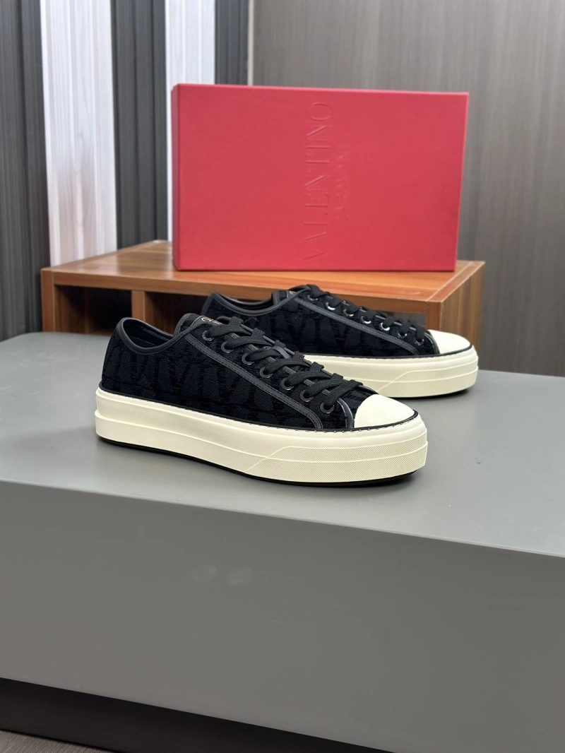Stylish Vxlxntino Casual Shoes 231628
