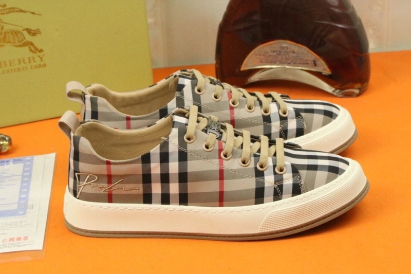 Bxrbxrry Sneakers GoAnywhere 115307