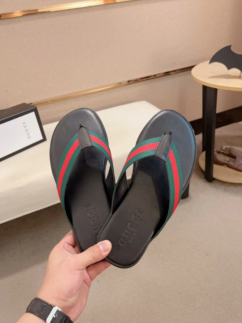 Sophisticated Gxccx Slippers 156625