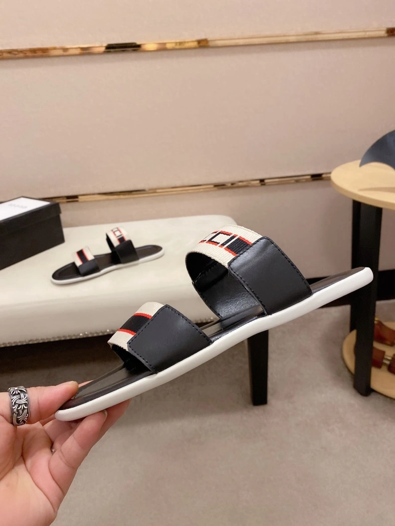 Gxccx Slippers UrbanStyle 156623