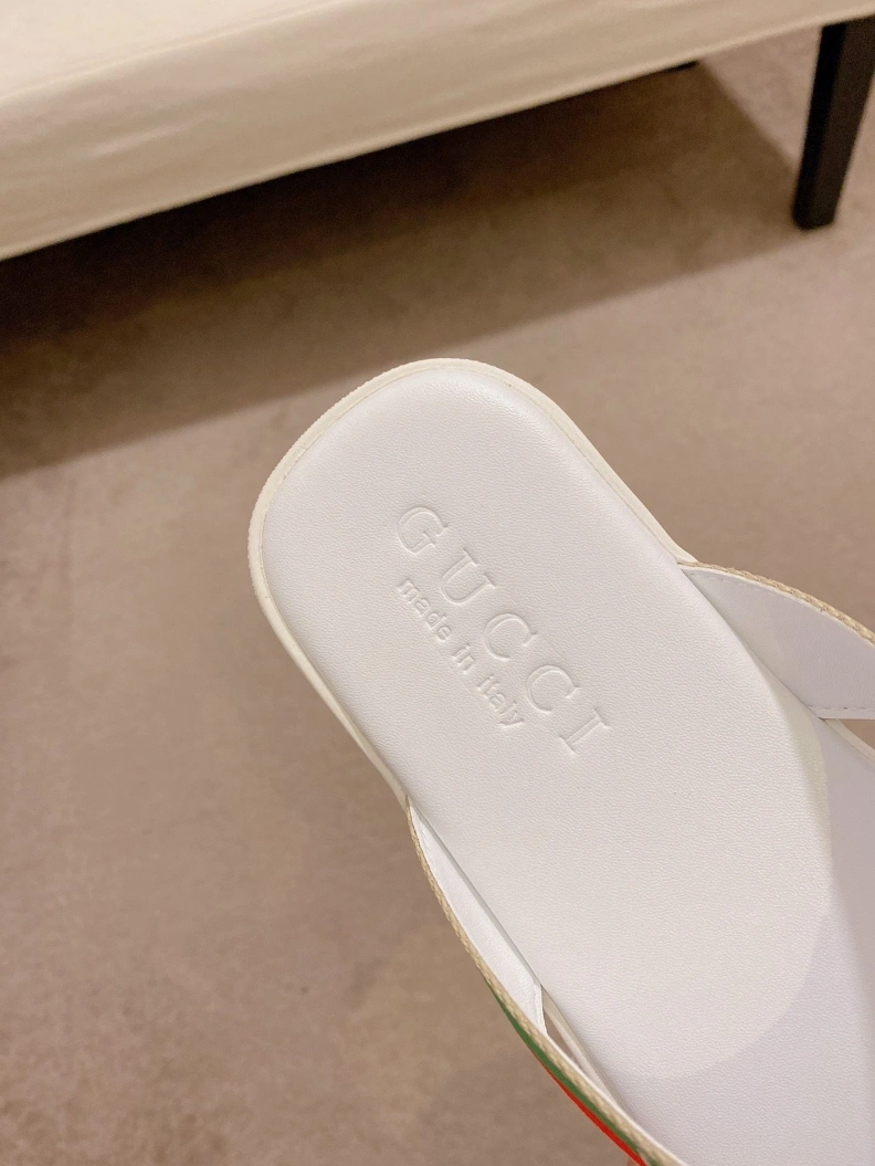 Gxccx Slippers Timeless 156614